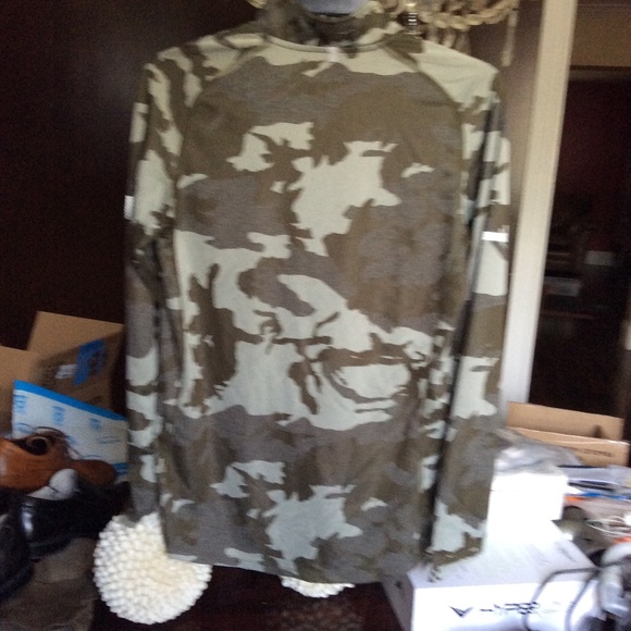 Nike RUNNING Camo Long Sleeve Top - Picture 5 of 14